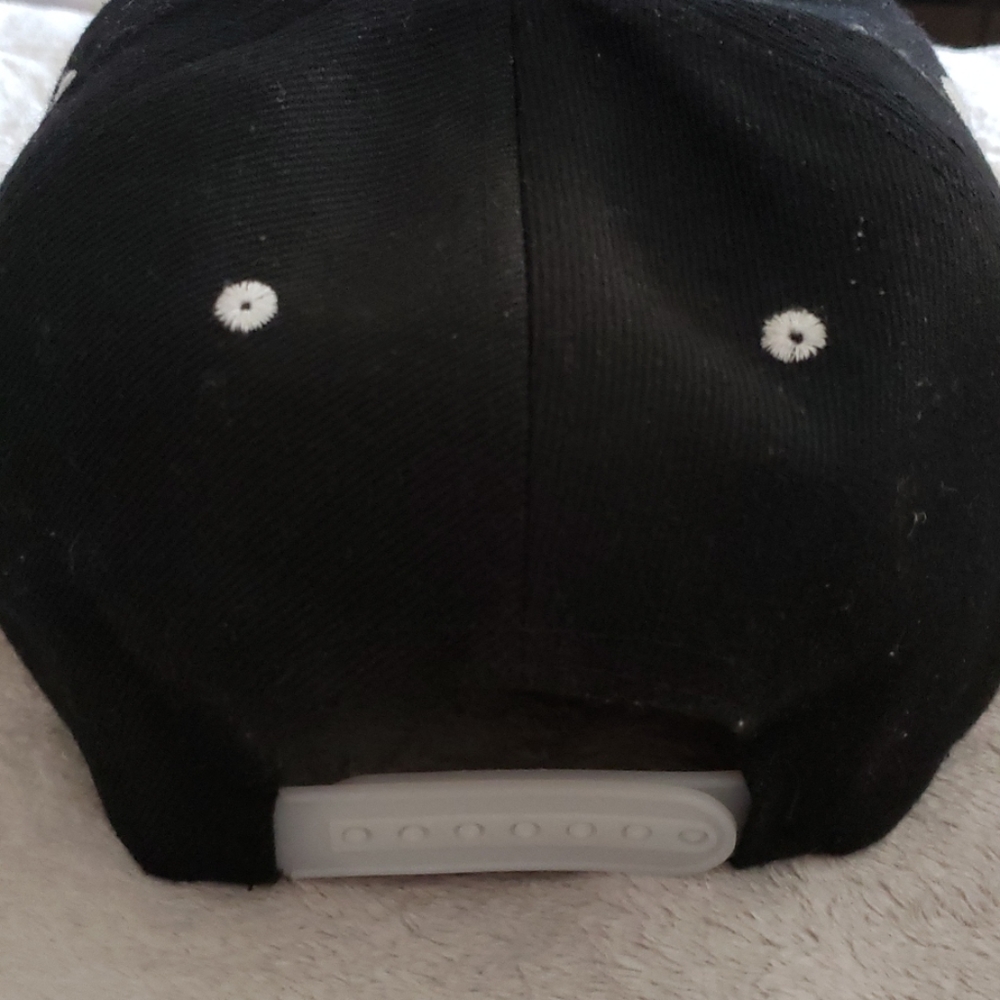 Cap/Hat - Picture 3 of 3